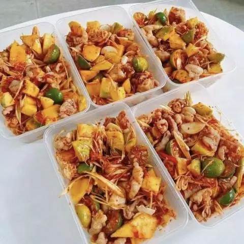 Hình ảnh Út Lùn Tiệm Bán Chân Gà - Nguyễn Thái Sơn