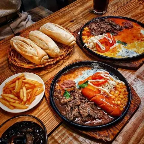 Hình ảnh Ngầu Ký - Bánh Mì Chảo, Xíu Mại & Bò Né - Gia Phú