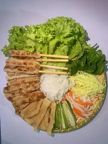 Hình ảnh Đặc Sản Nem Nướng Nha Trang Hùng Việt Gigamall - Đường 20