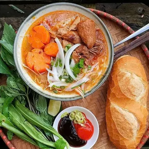 Hình ảnh Bún Bò Huế & Bò Kho Cô Hai - Đường 12