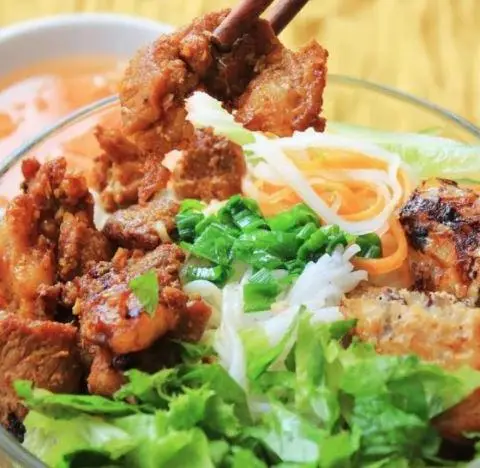 Hình ảnh Bún Thịt Nướng 32-34 - Đường Số 2