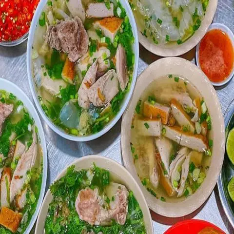 Hình ảnh Công Hằng - Bánh Canh Chả Cá Nha Trang - Cư Xá Phú Lâm B