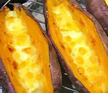 Hình ảnh Ba Vàng - Khoai Lang & Chuối Sáp Luộc - Bà Hạt
