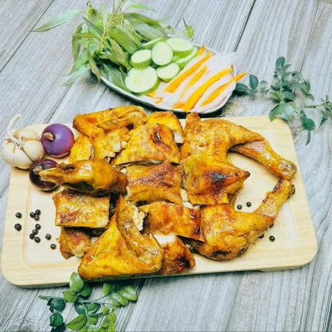 Hình ảnh Gà Quay Bánh Bao Hoàng Gia - Cộng Hòa
