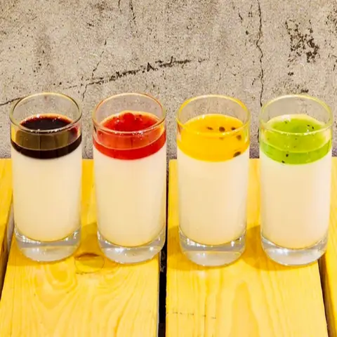 Hình ảnh Panna Cotta & Trà sữa Cherry - Trường Chinh