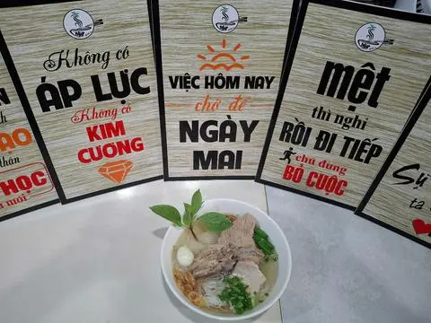 Hình ảnh hủ tiếu + mì tươi xương nước