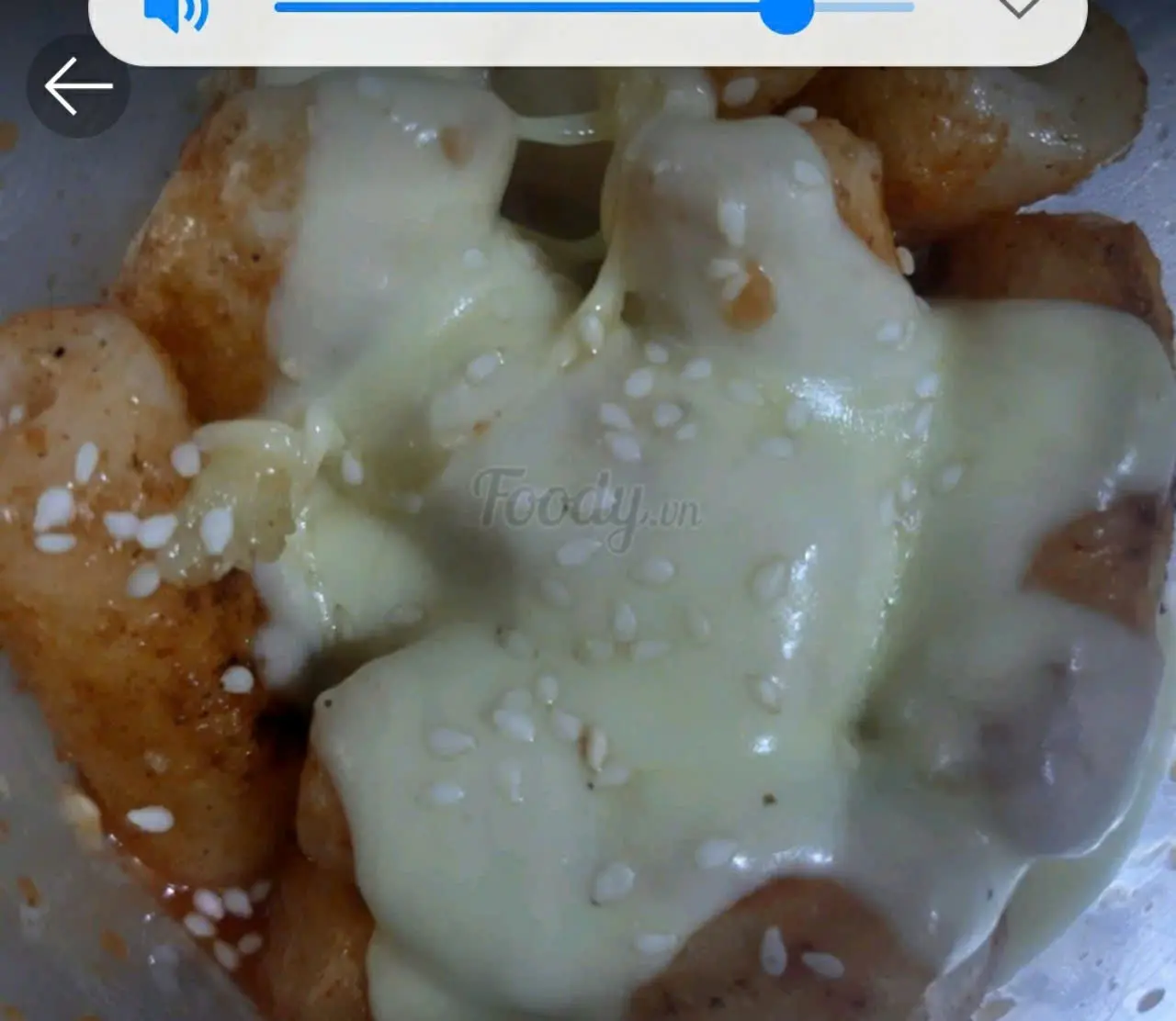 Hình ảnh Tokbokki chiên sốt cay phủ phô mai mozzarella món cay 