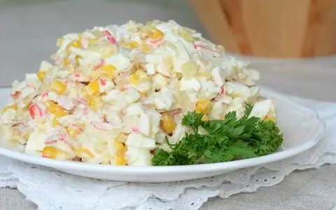 Hình ảnh Salad With Crab Sticks / Салат с крабовыми палочками