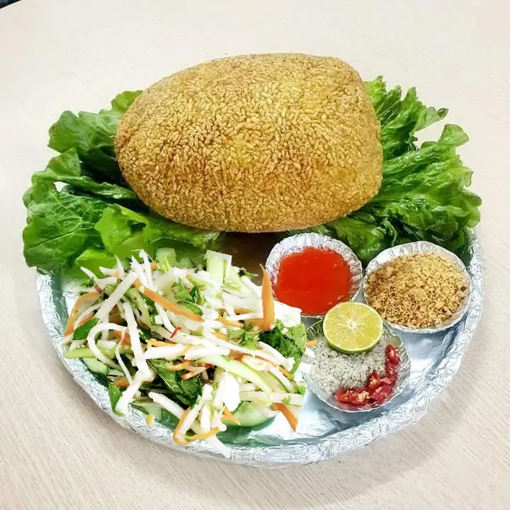 Hình ảnh 1/2 Gà không lối thoát + Nộm