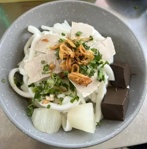 Hình ảnh Bánh canh thịt nạc heo