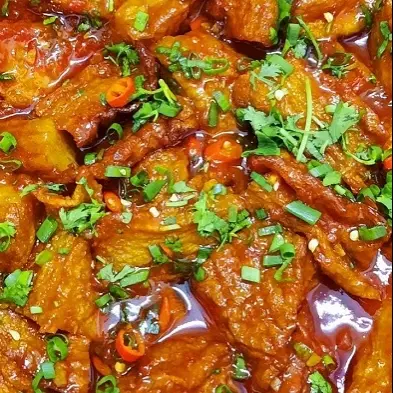 Hình ảnh Cơm chả cá sốt cà 