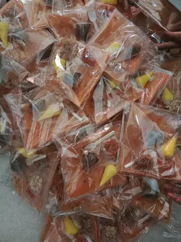 Hình ảnh Bơ me tôm