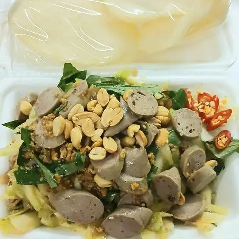 Hình ảnh TRÉ TRỘN CHẢ BÒ ĐÀ NẴNG ( tặng bánh phồng tôm )