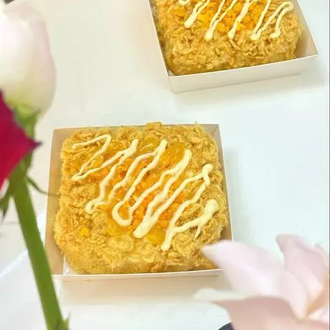 Hình ảnh Bánh BLTM 2 Sốt Chà Bông 