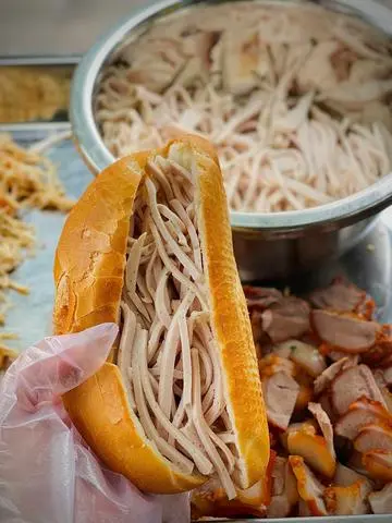 Hình ảnh Bánh mì chả