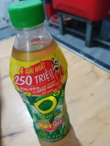 Hình ảnh Trà Xanh 0° Kèm Tẩy Đá 