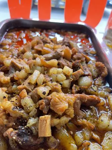 Hình ảnh  Cơm thịt kho tiêu