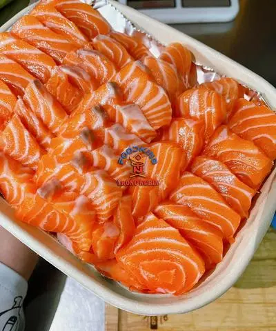 Hình ảnh sashimi cá hồi 300g 