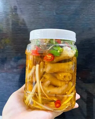 Hình ảnh Chân gà sả tắc 1kg2 + 1 CoCa Cola + Xoài lắc thần thánh 300gram 