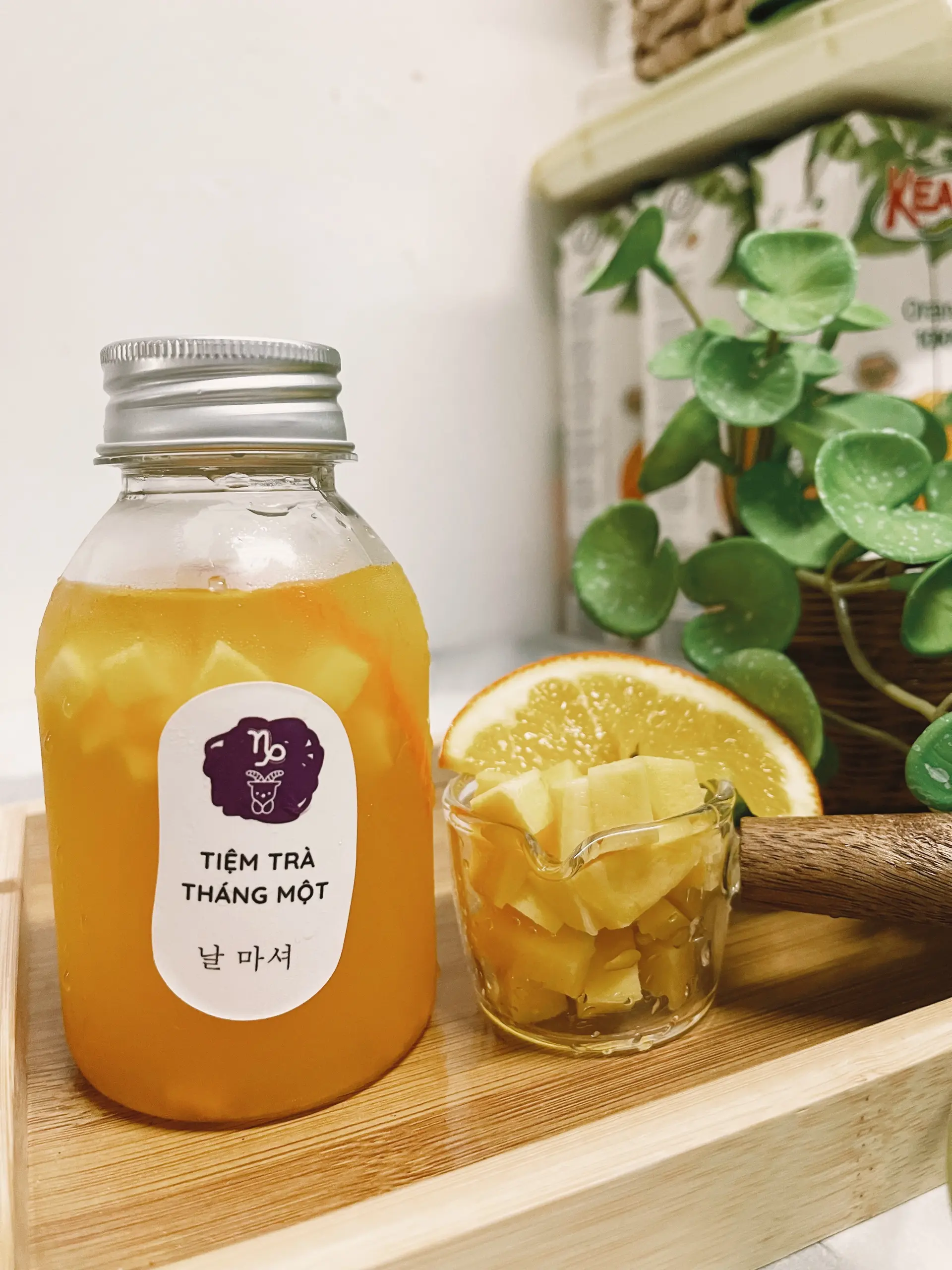 Hình ảnh Trà Cam Xoài ( CHAI )