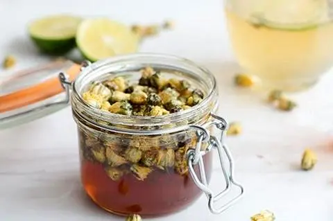Hình ảnh TRÀ TẮC BÔNG CÚC TRÂN CHÂU