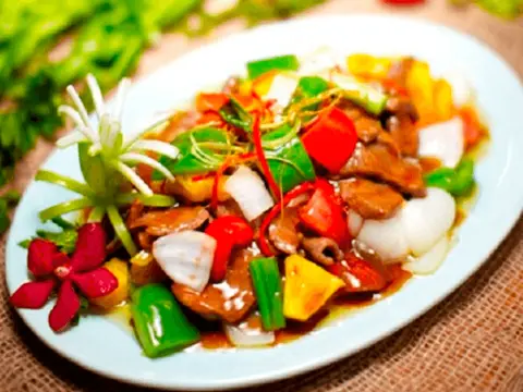 Hình ảnh bò xào chua ngọt chay 