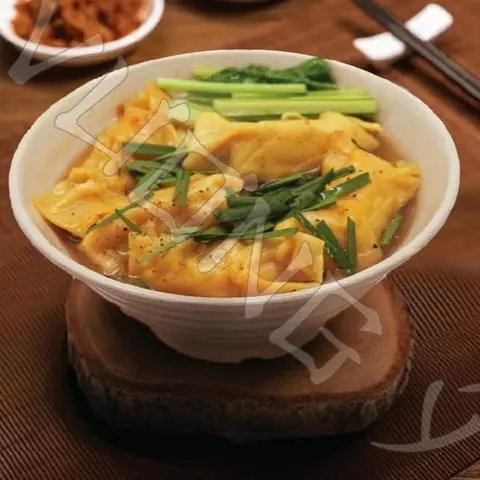 Hình ảnh Sủi Cảo Nước Nhỏ (3 viên sủi Nhân Tôm - Thịt - Ghẹ)