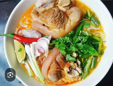 Hình ảnh Bún  giò heo gân