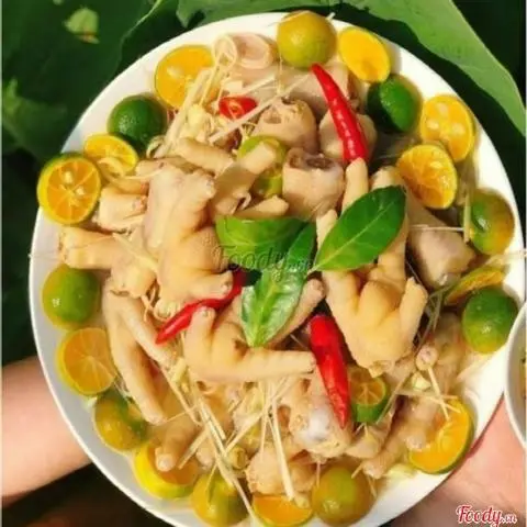 Hình ảnh Combo chân gà có xương ngâm sả tắc lớn + 1 chai Pepsi