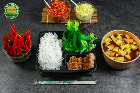 Hình ảnh Bún chả quạt (bún rối )