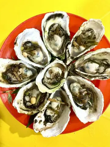 Hình ảnh 5 con Hàu nướng tiêu xanh