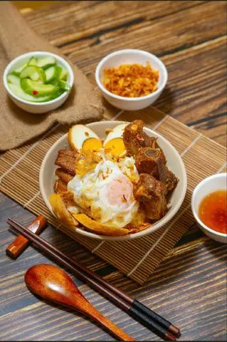 Hình ảnh Xôi tràn full nóc ( 1-2 người ăn ) 