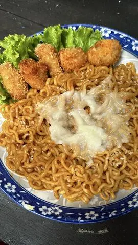 Hình ảnh Mì cay gà phô mai (KHÔNG CAY)