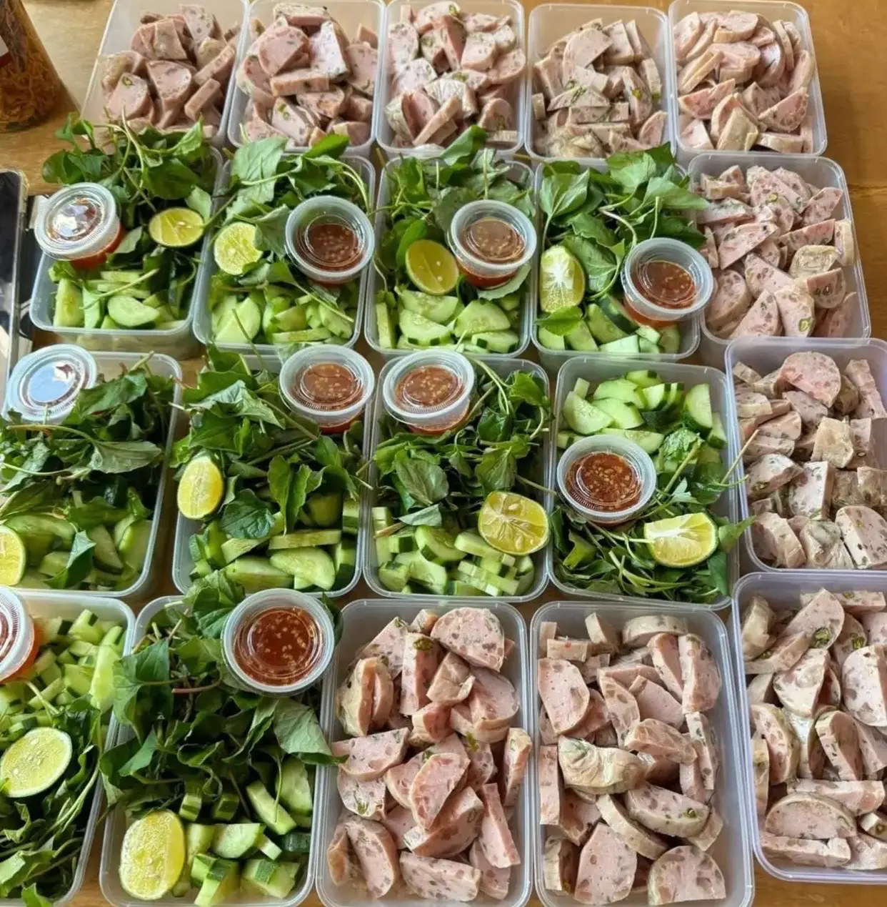Hình ảnh Chả Da Bì Ớt Xiêm