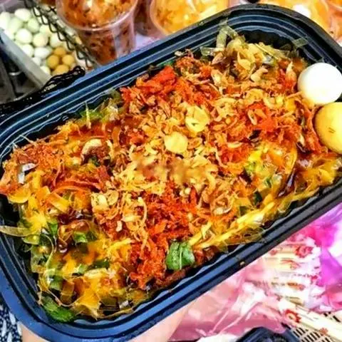 Hình ảnh Bánh tráng trộn thập cẩm