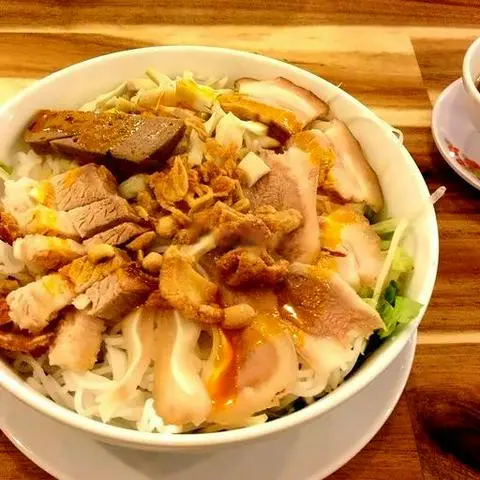 Hình ảnh Bún Mắm Nêm ( Tai Heo - Thịt Luộc )