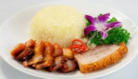 Hình ảnh cơm thịt chiên