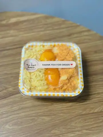 Hình ảnh Bông lan trứng muối mini cup