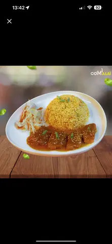 Hình ảnh Cơm chiên Mã Lai - Sườn cây sốt me + trứng ốp la