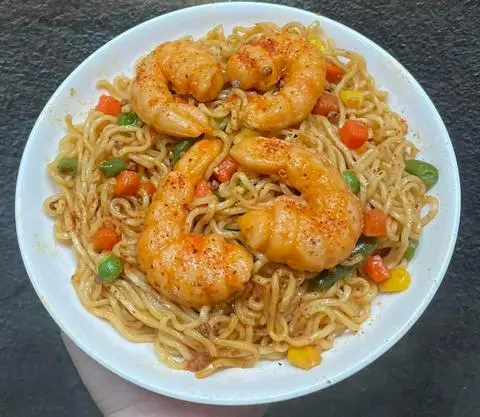 Hình ảnh Mì Trộn Tôm Surimi