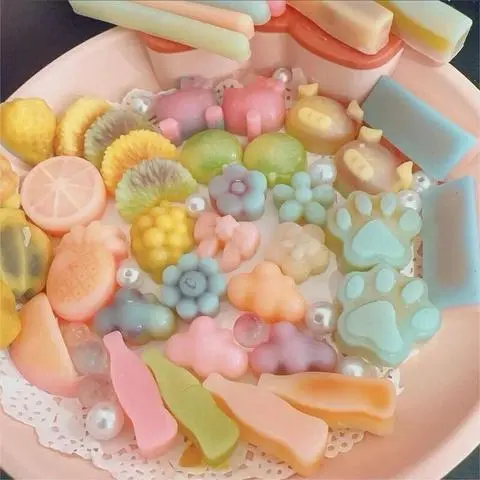 Hình ảnh Túi 10 viên kẹo sáp mix đủ hình đủ size