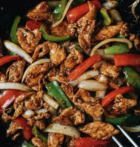 Hình ảnh Pepper Chicken ( Gà xào ớt chuông xanh nấu sốt Cà ri)