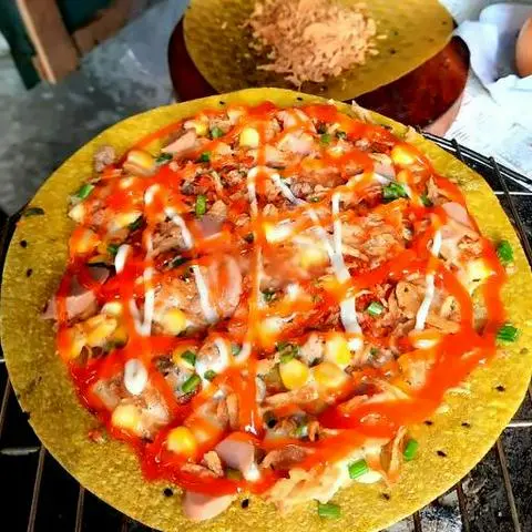 Hình ảnh Bánh tráng nướng truyền thống
