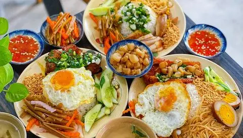 Hình ảnh Cơm Tấm Long Xuyên Đặc Biệt - 1 coca