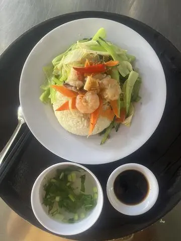 Hình ảnh cơm xào hải sản