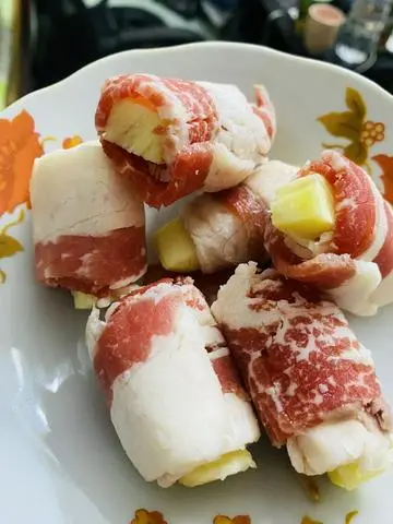 Hình ảnh Bò cuộn kim châm