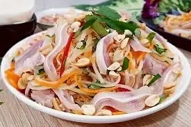 Hình ảnh Gỏi đu đủ tai heo kiểu Thái