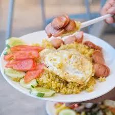 Hình ảnh Cơm Chiên Trứng + Xúc Xích