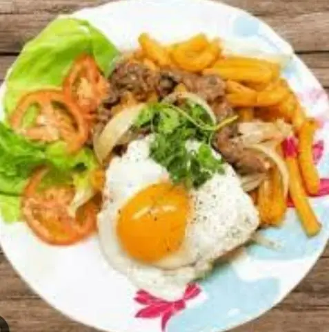 Hình ảnh Nui xào trứng