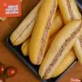 Hình ảnh Bánh Mì Que Gà Xé HongKong Không Cay